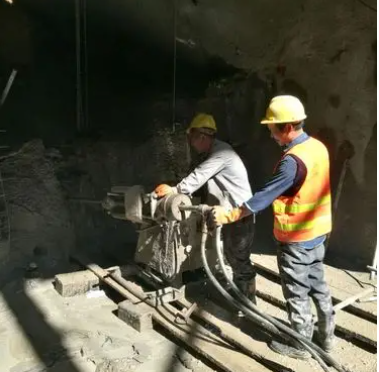 贵南水下抗分散灌浆料特点 水下不分散注浆料介绍